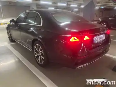 Mercedes-Benz E-Class 2024 2.0 Автомат в Москве № 160078, миниатюра 2