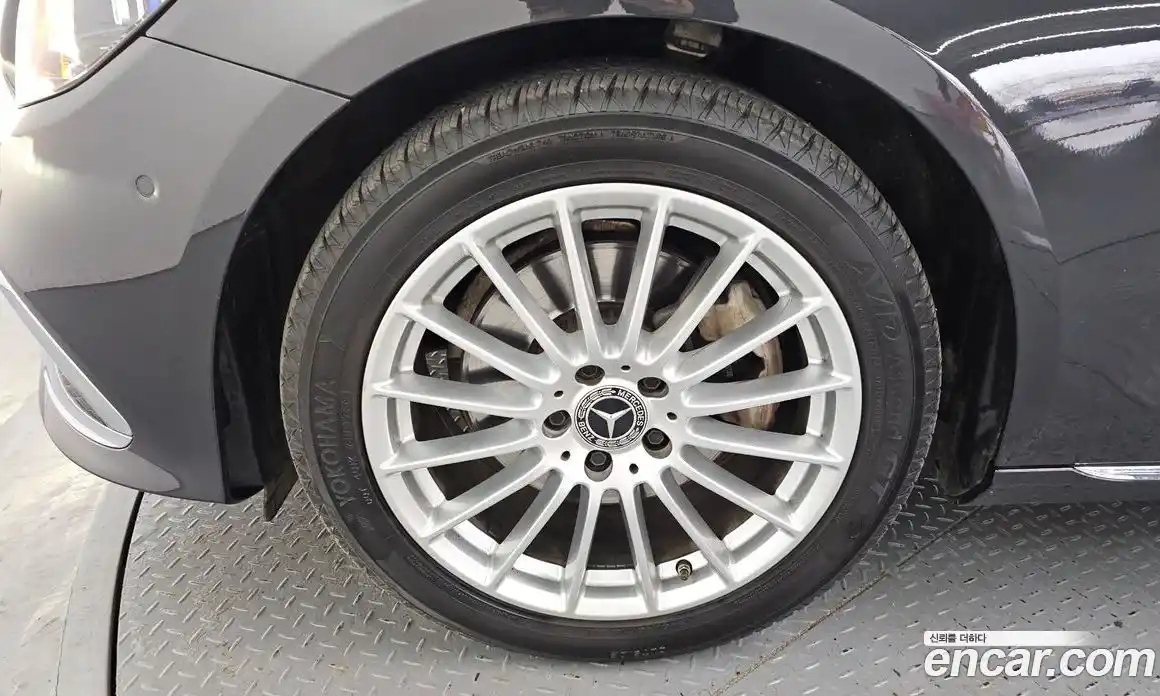 Mercedes-Benz E-Class 2021 2.0 Автомат в Москве № 160576, фото 5