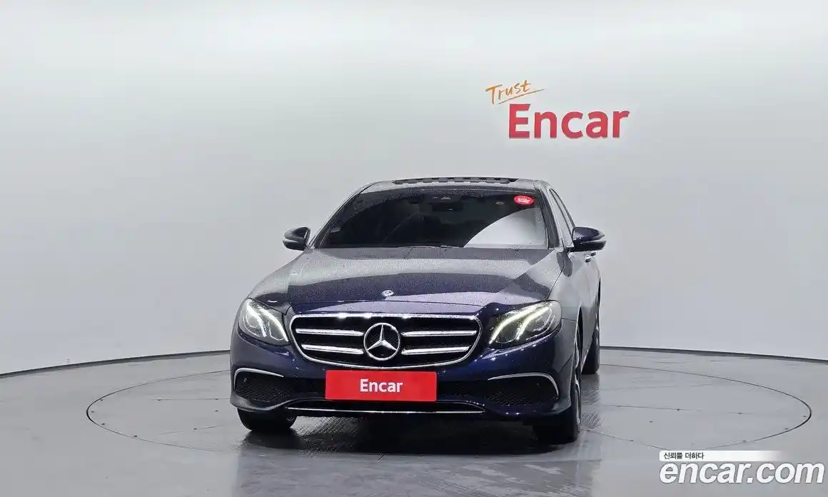 Mercedes-Benz E-Class 2020 2.0 Автомат в Москве № 161246, фото 11