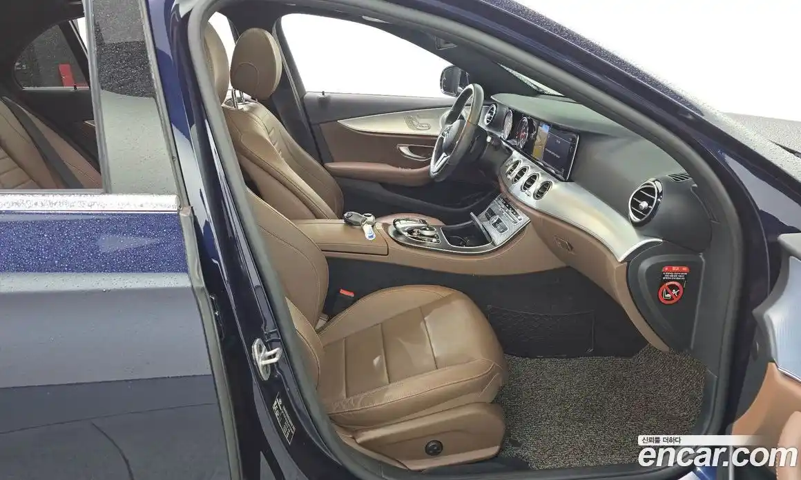 Mercedes-Benz E-Class 2020 2.0 Автомат в Москве № 161246, фото 15