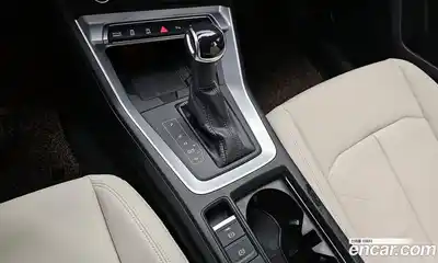 Audi Q3 2022 2.0 Автомат в Москве № 162493, миниатюра 4