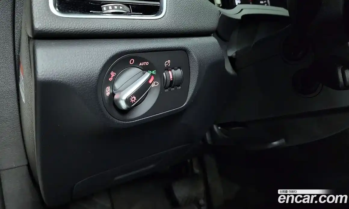 Audi Q3 2015 2.0 Автомат в Москве № 162975, фото 18