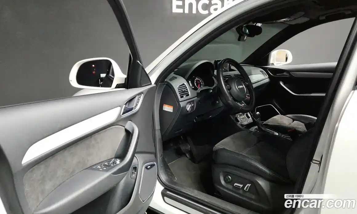 Audi Q3 2015 2.0 Автомат в Москве № 162975, фото 10