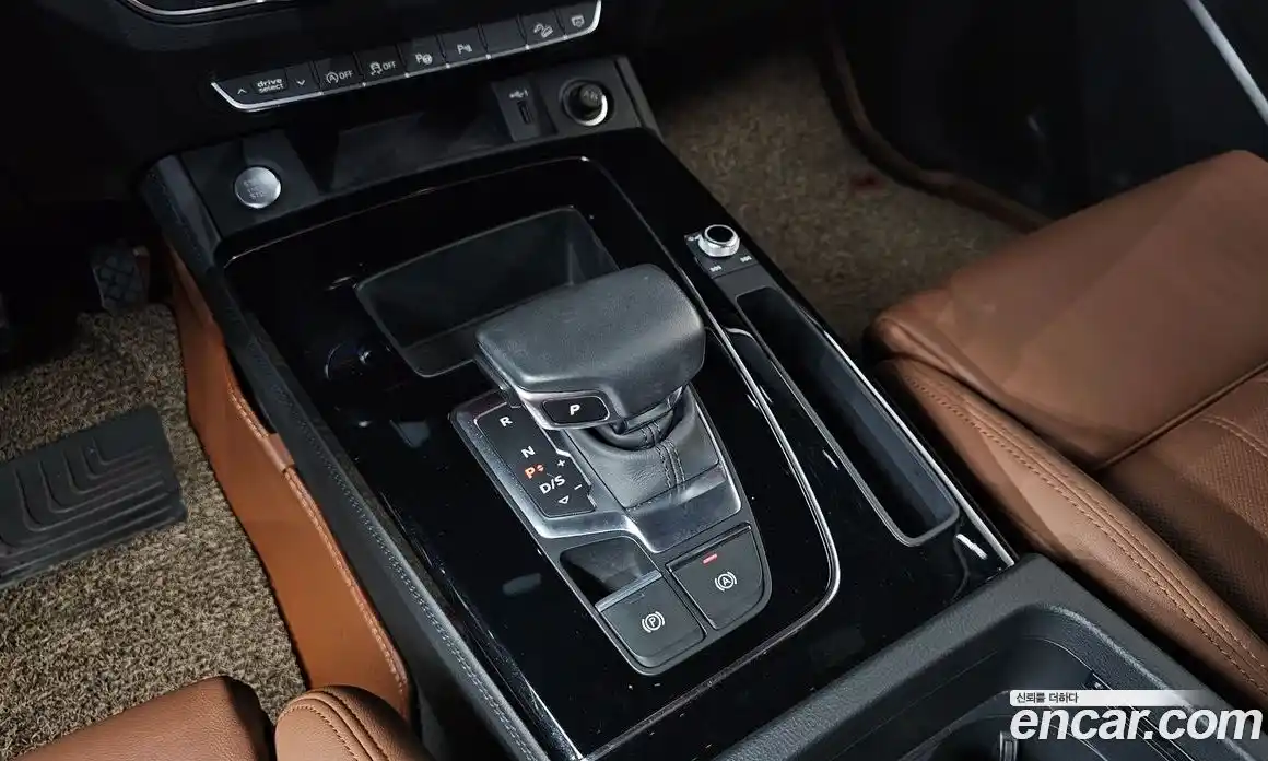 Audi Q5 2021 2.0 Автомат в Москве № 162987, фото 18