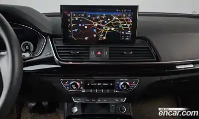 Audi Q5 2021 2.0 Автомат в Москве № 162987, миниатюра 4