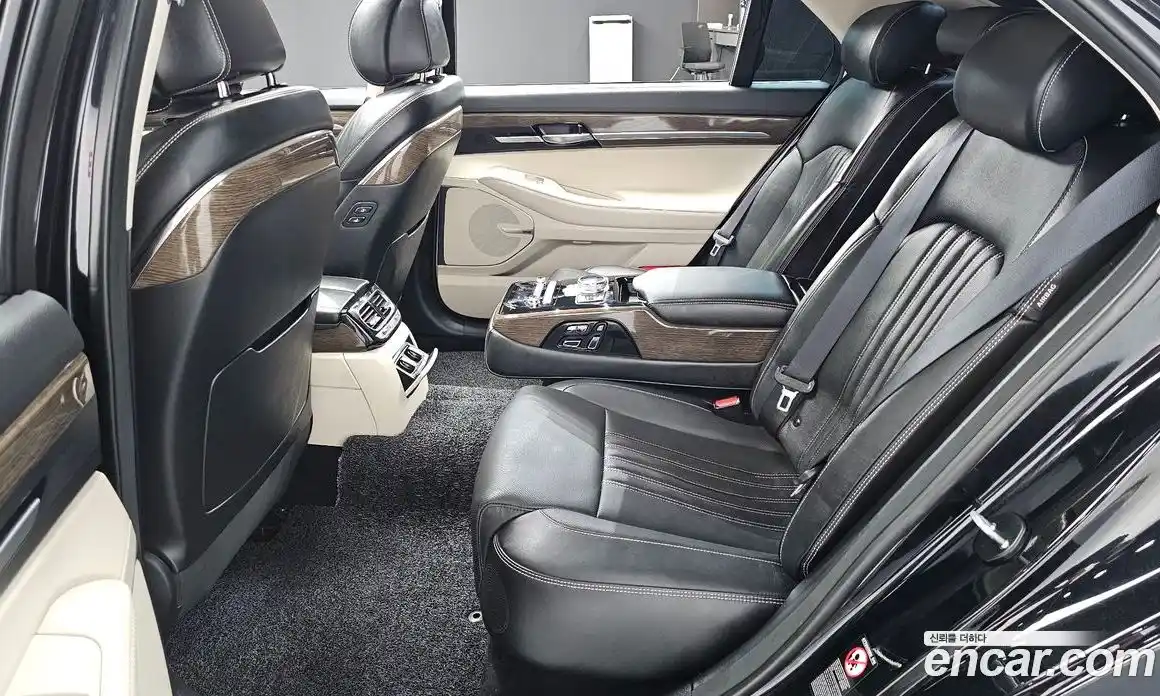 Genesis G90 2020 3.8 Автомат в Москве № 16313, фото 12