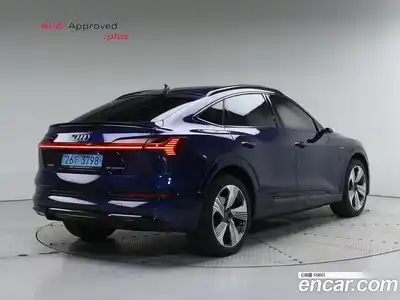 Audi e-tron 2022 1.0 Автомат в Москве № 163946, миниатюра 2