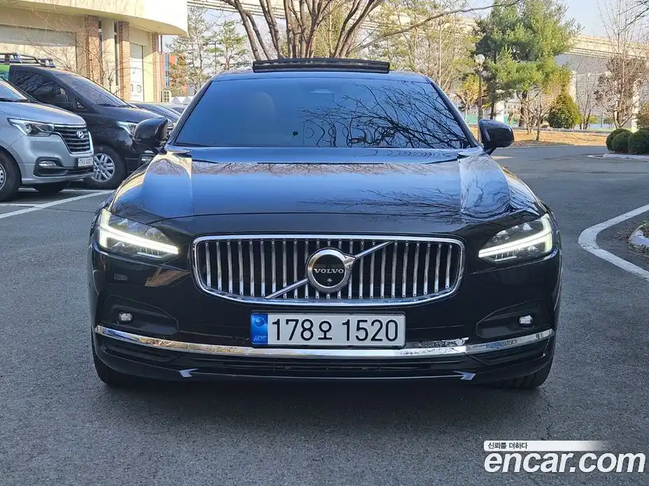 Volvo S90 2022 2.0 Автомат в Москве № 164774, фото 3