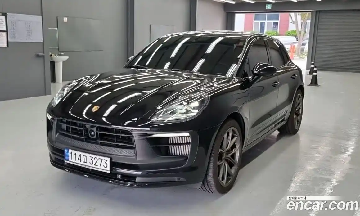 Porsche Macan 2023 2.9 Автомат в Москве № 165775, фото 1
