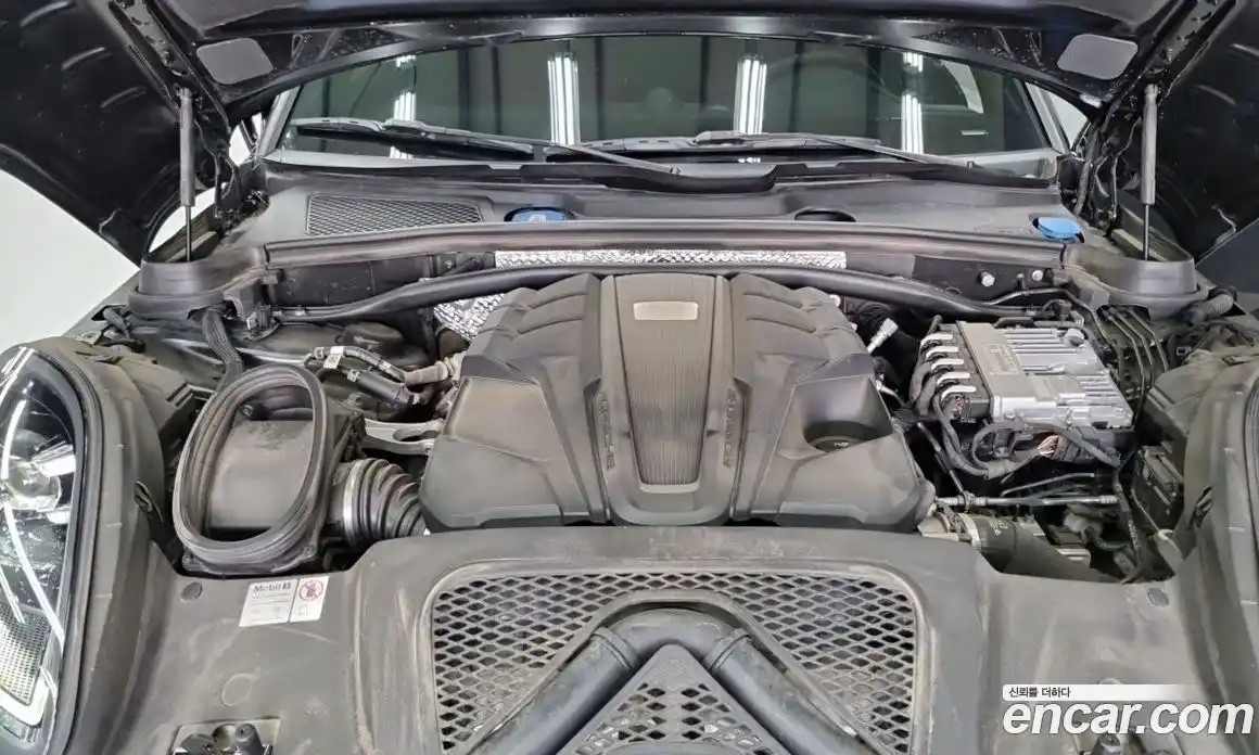 Porsche Macan 2023 2.9 Автомат в Москве № 165775, фото 6