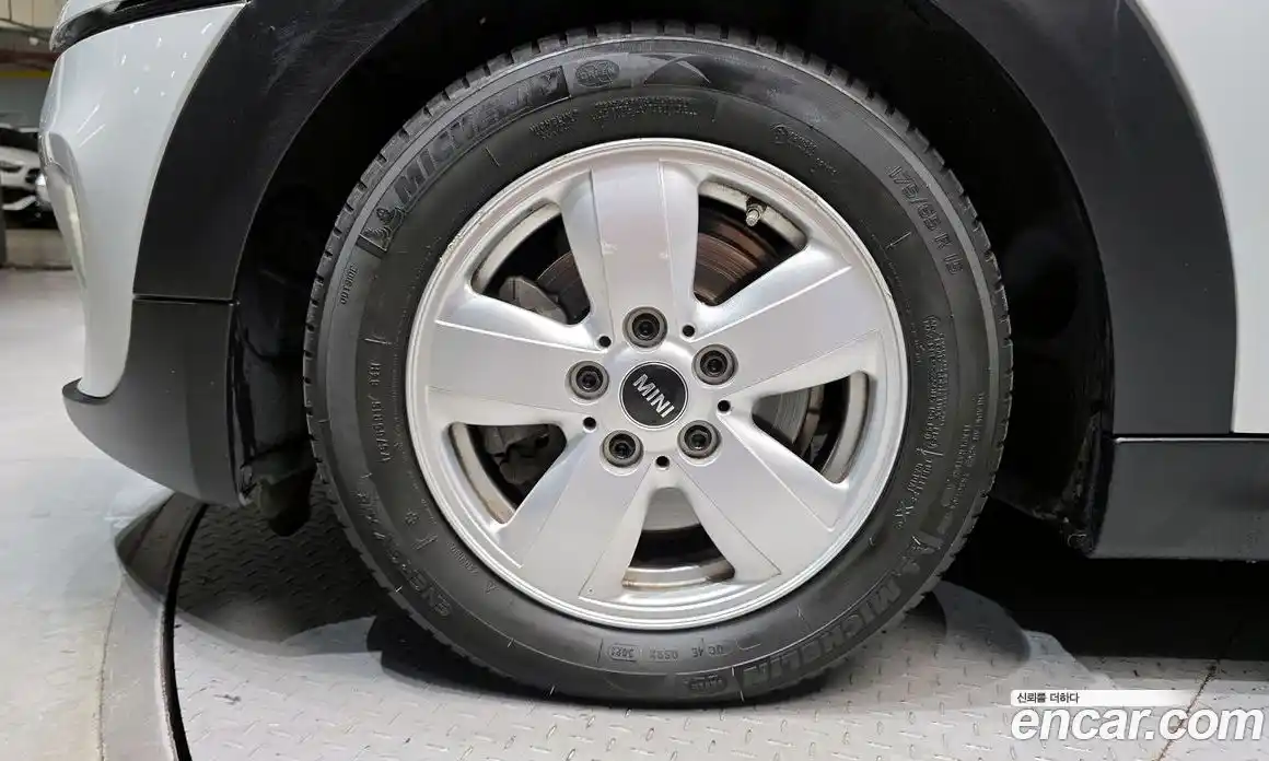 Mini Cooper 2016 1.5 Автомат в Москве № 167277, фото 20