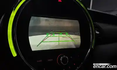 Mini Cooper 2016 1.5 Автомат в Москве № 167277, миниатюра 3