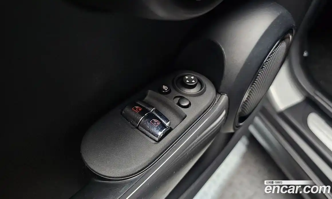 Mini Cooper 2016 1.5 Автомат в Москве № 167277, фото 4