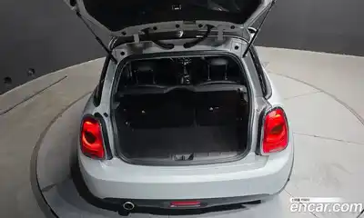 Mini Cooper 2016 1.5 Автомат в Москве № 167277, миниатюра 8