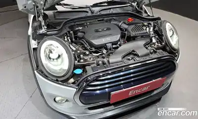 Mini Cooper 2016 1.5 Автомат в Москве № 167277, миниатюра 9