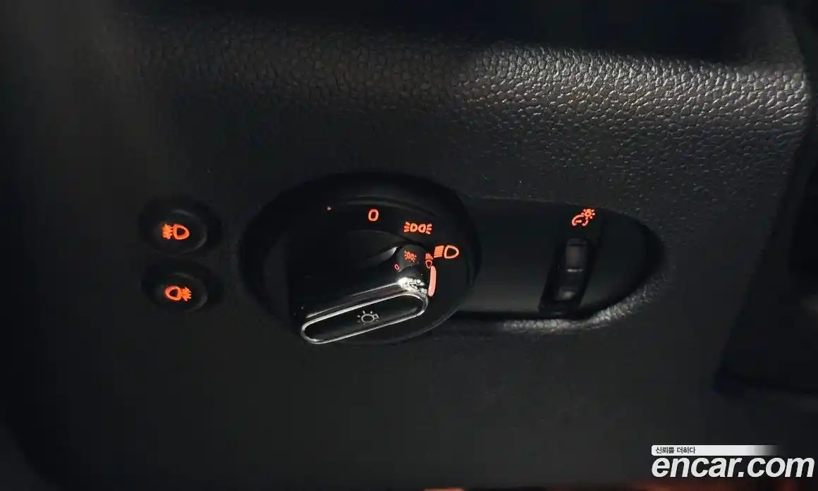 Mini Cooper 2016 1.5 Автомат в Москве № 167277, фото 10