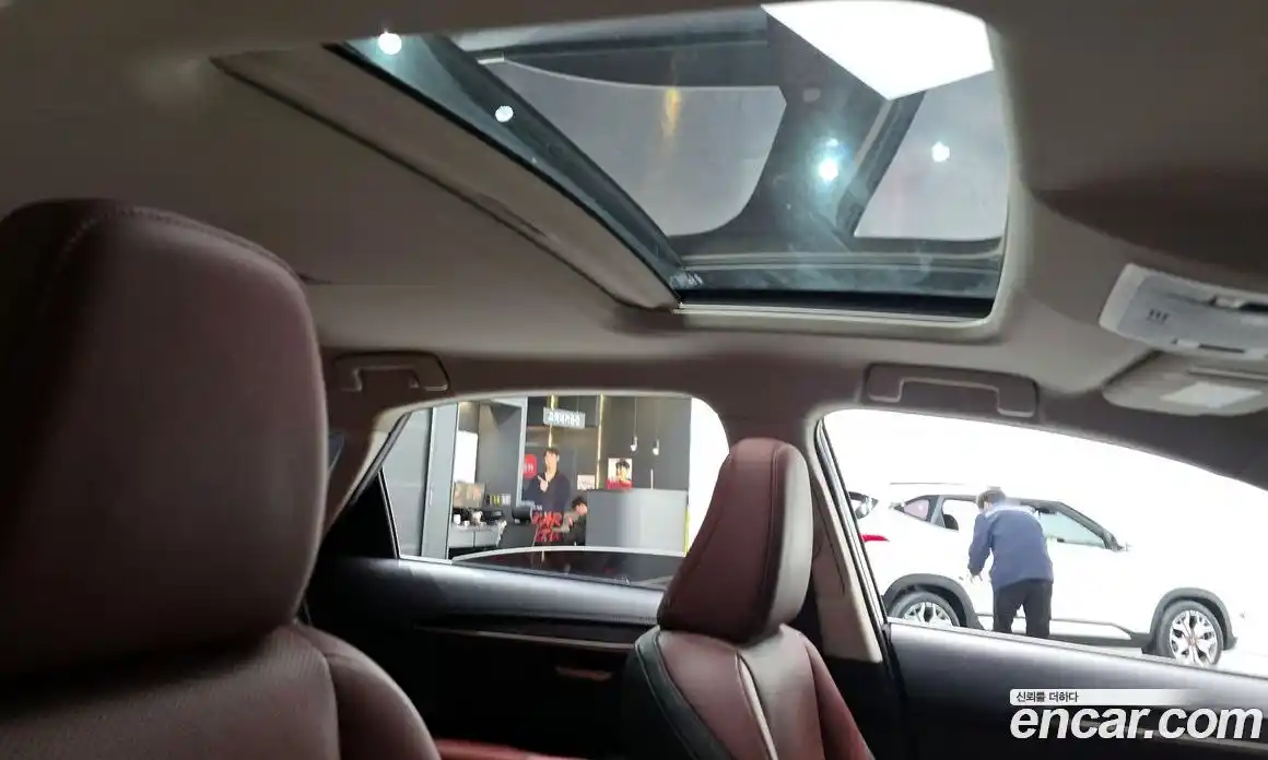 Lexus NX 2015 2.5 Автомат в Москве № 168174, фото 13