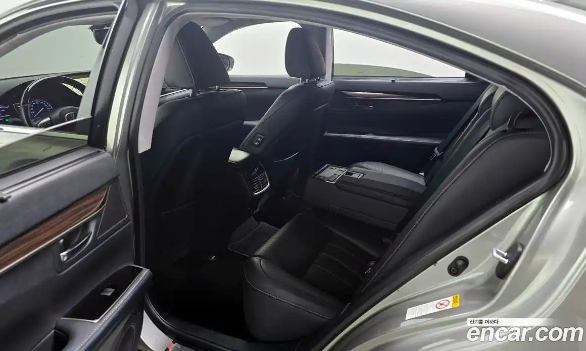 Lexus ES 2018 2.5 Автомат в Москве № 168199, фото 11