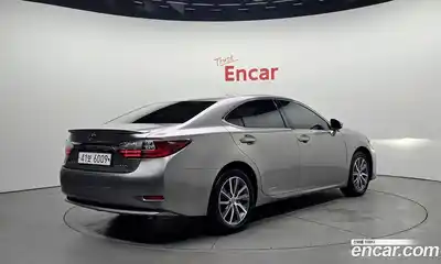 Lexus ES 2018 2.5 Автомат в Москве № 168199, миниатюра 2