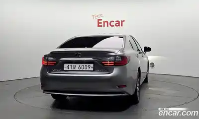Lexus ES 2018 2.5 Автомат в Москве № 168199, миниатюра 4