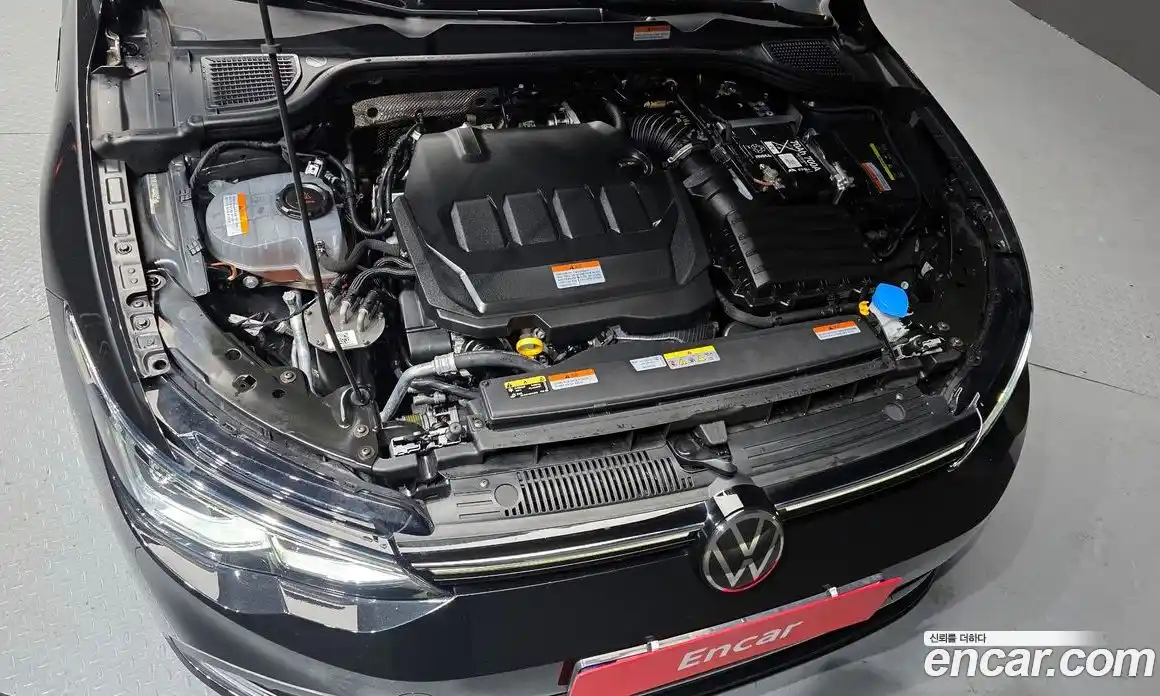 Volkswagen Golf 2024 2.0 Автомат в Москве № 168515, фото 19