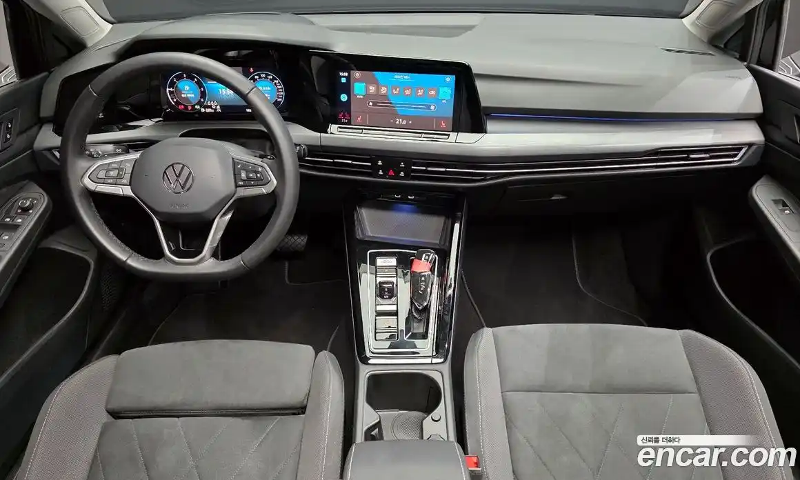 Volkswagen Golf 2024 2.0 Автомат в Москве № 168515, фото 6