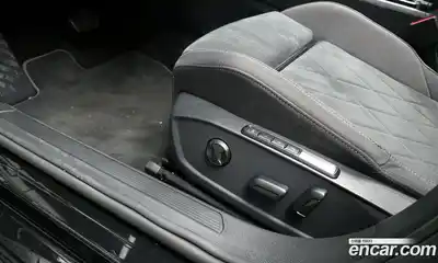 Volkswagen Golf 2024 2.0 Автомат в Москве № 168515, миниатюра 9