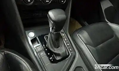 Volkswagen Tiguan 2020 2.0 Автомат в Москве № 168841, миниатюра 6