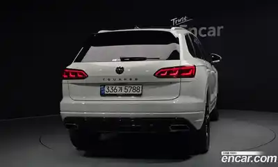 Volkswagen Touareg 2020 4.0 Автомат в Москве № 169003, миниатюра 4
