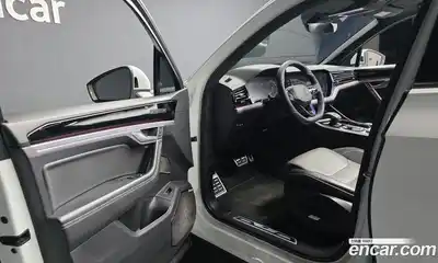 Volkswagen Touareg 2020 4.0 Автомат в Москве № 169003, миниатюра 10