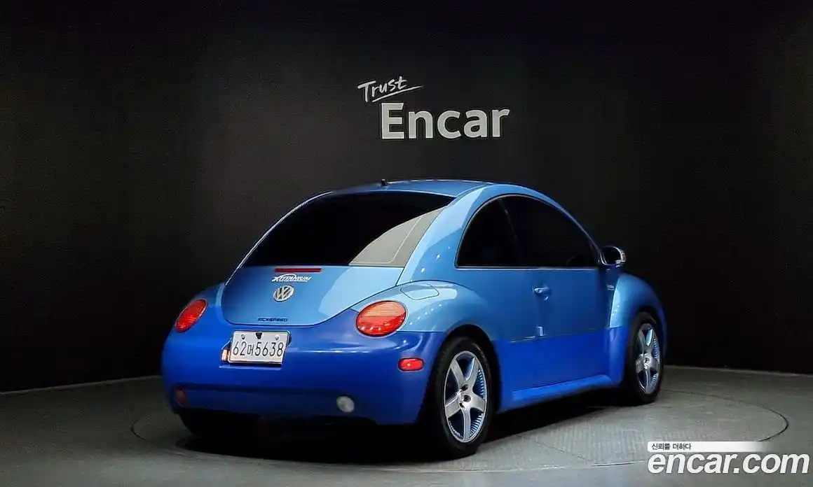 Volkswagen Beatle 2004 2.0 Автомат в Москве № 169028, фото 13