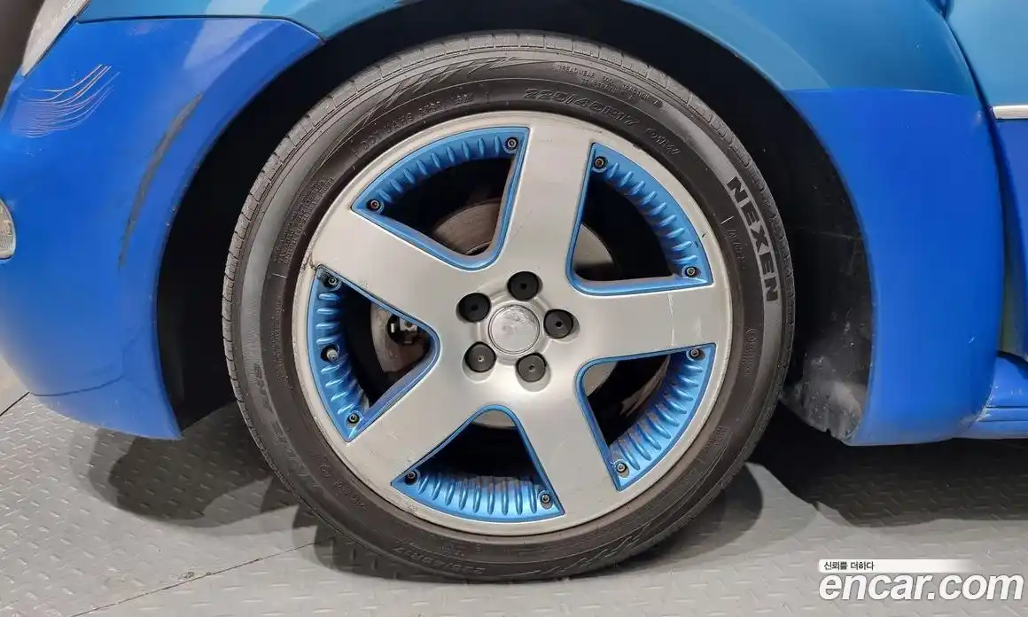 Volkswagen Beatle 2004 2.0 Автомат в Москве № 169028, фото 14