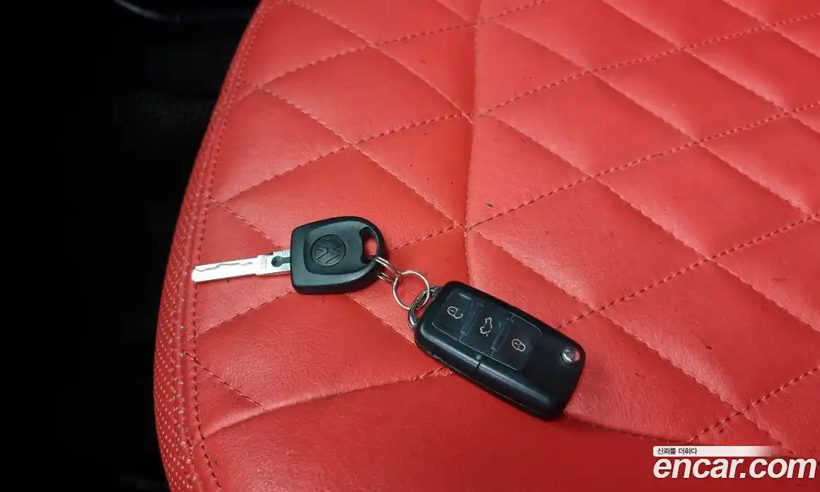 Volkswagen Beatle 2004 2.0 Автомат в Москве № 169028, фото 4