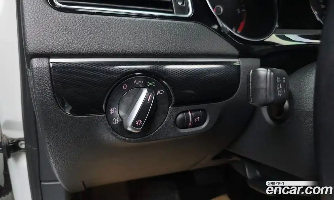 Volkswagen Jetta 2016 2.0 Автомат в Москве № 169113, фото 15