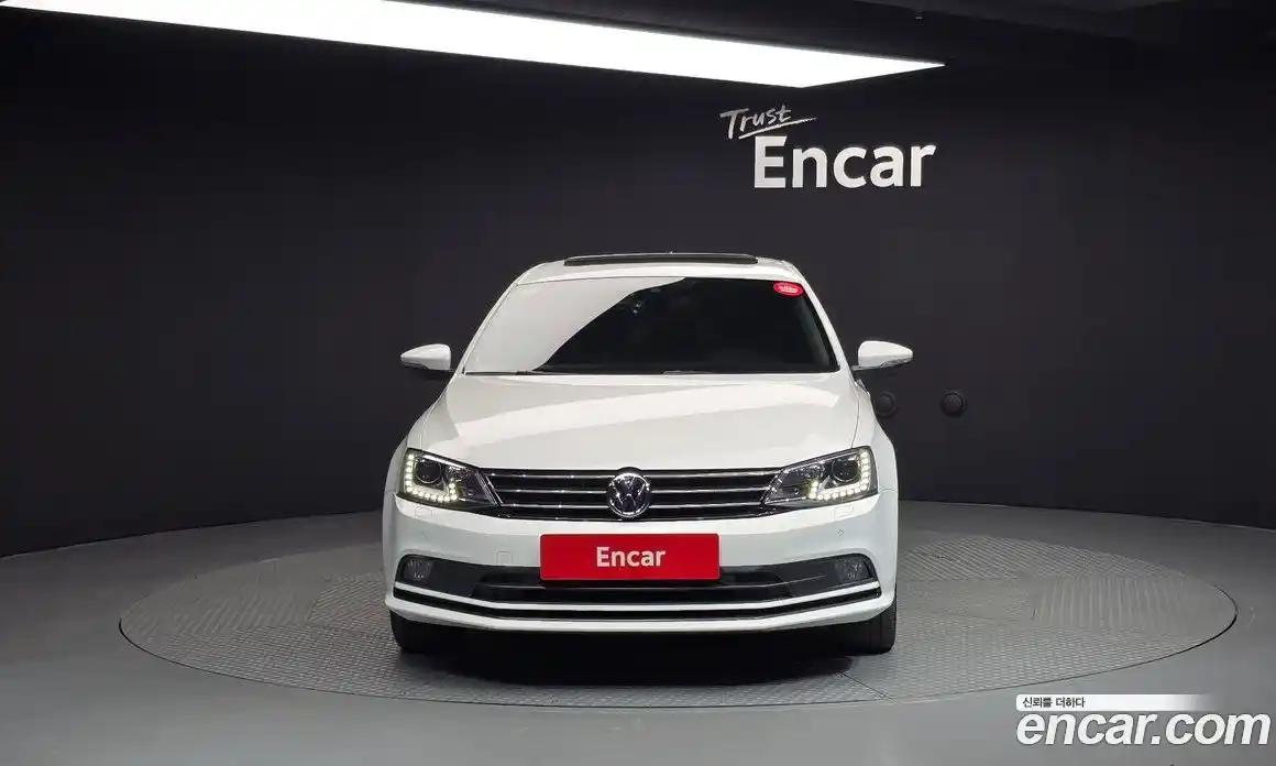 Volkswagen Jetta 2016 2.0 Автомат в Москве № 169113, фото 7