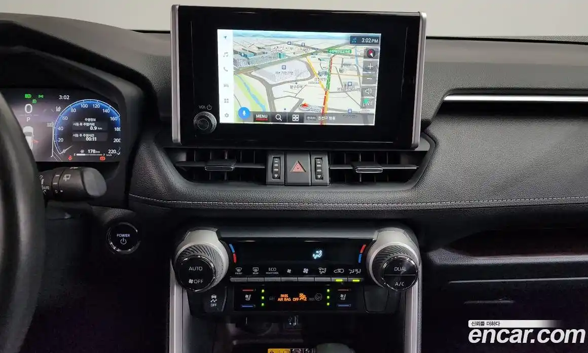 Toyota RAV4 2024 2.5 Автомат в Москве № 170157, фото 17