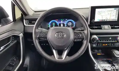 Toyota RAV4 2024 2.5 Автомат в Москве № 170157, миниатюра 4