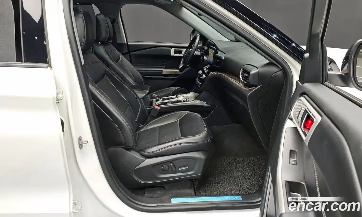 Ford Explorer 2022 2.3 Автомат в Москве № 170737, фото 12