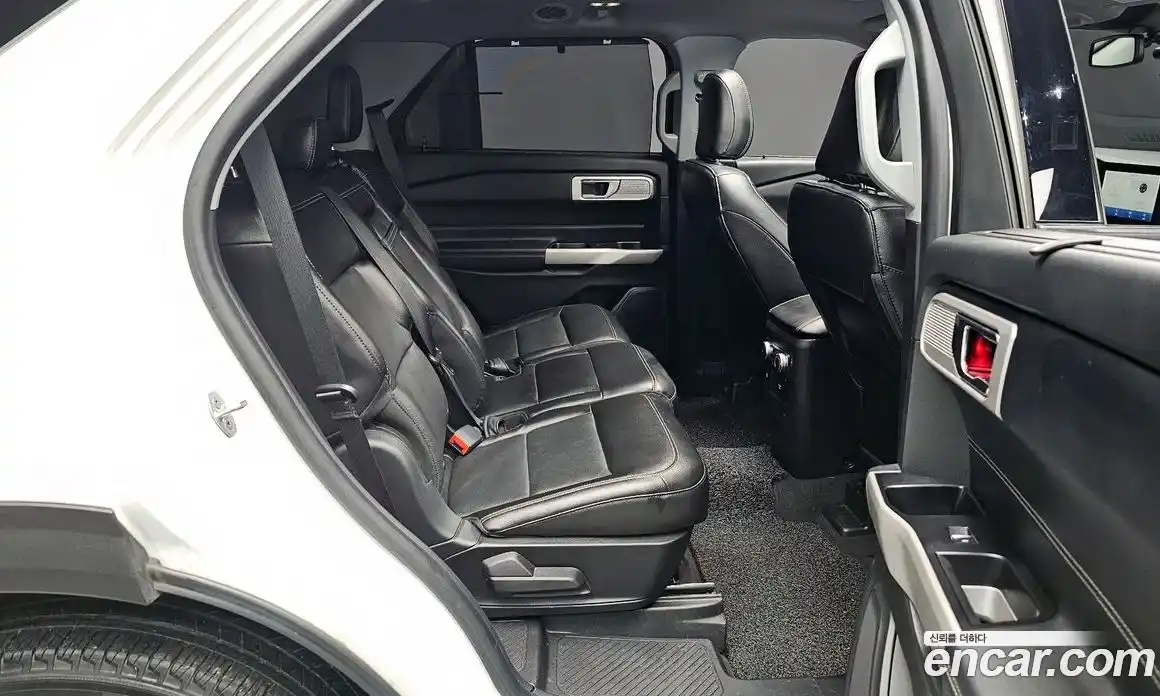 Ford Explorer 2022 2.3 Автомат в Москве № 170737, фото 7