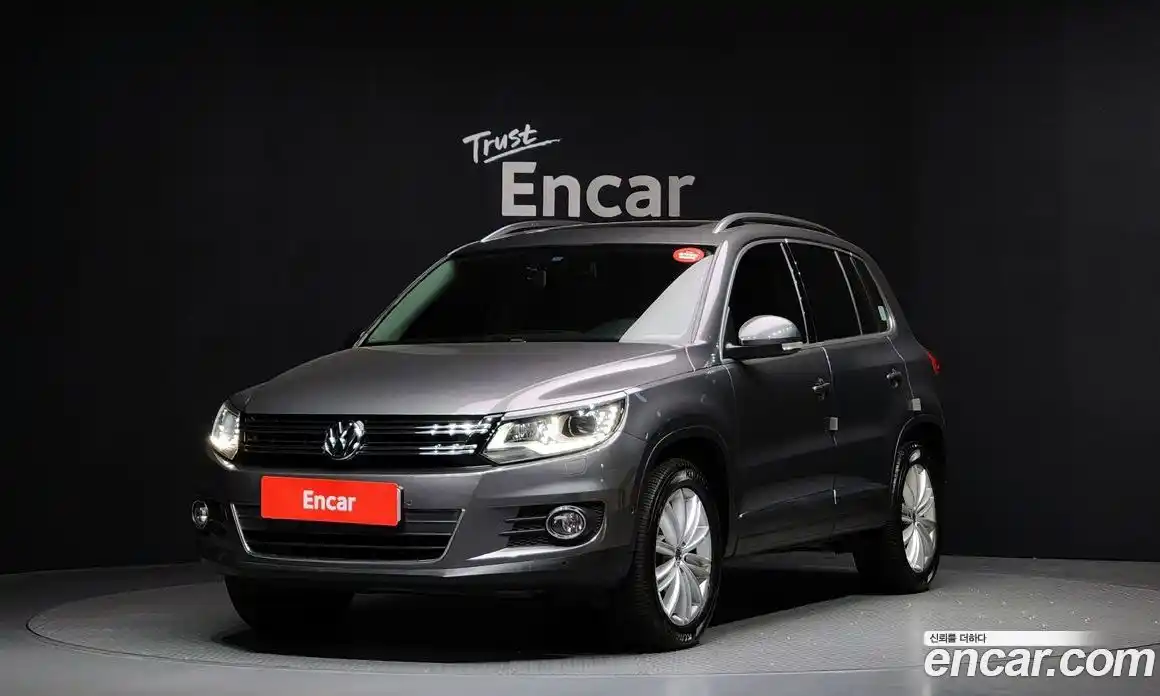 Volkswagen Tiguan 2016 2.0 Автомат в Москве № 173491, фото 17