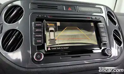 Volkswagen Tiguan 2016 2.0 Автомат в Москве № 173491, миниатюра 8