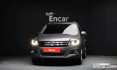 Volkswagen Tiguan 2016 2.0 Автомат в Москве № 173491, миниатюра 10