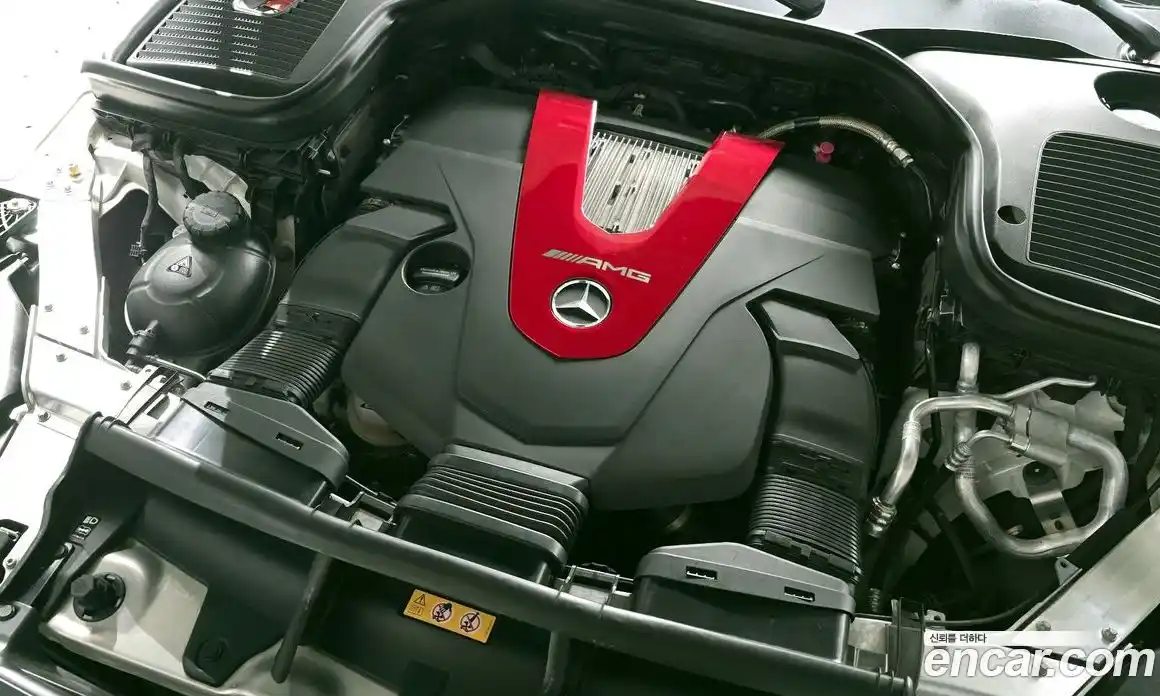 Mercedes-Benz GLC-Class 2022 3.0 Автомат в Москве № 176432, фото 1