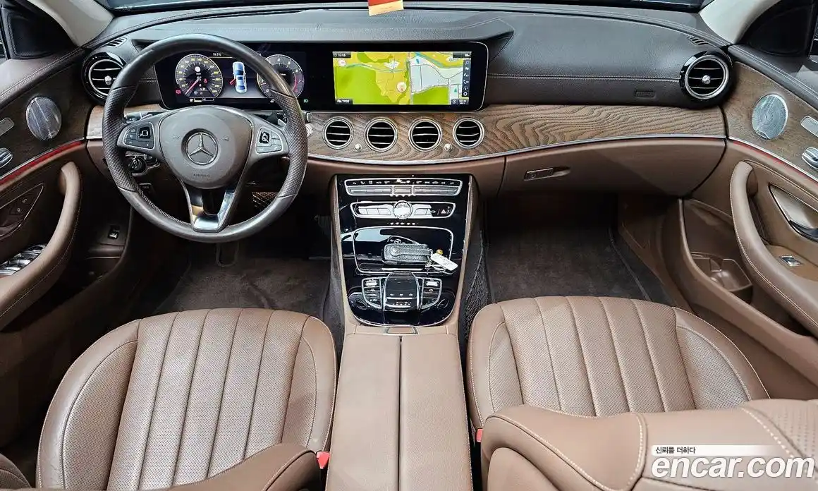 Mercedes-Benz E-Class 2018 2.0 Автомат в Москве № 178567, фото 3