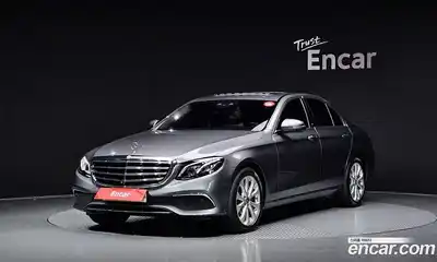 Mercedes-Benz E-Class 2018 2.0 Автомат в Москве № 178567, миниатюра 4