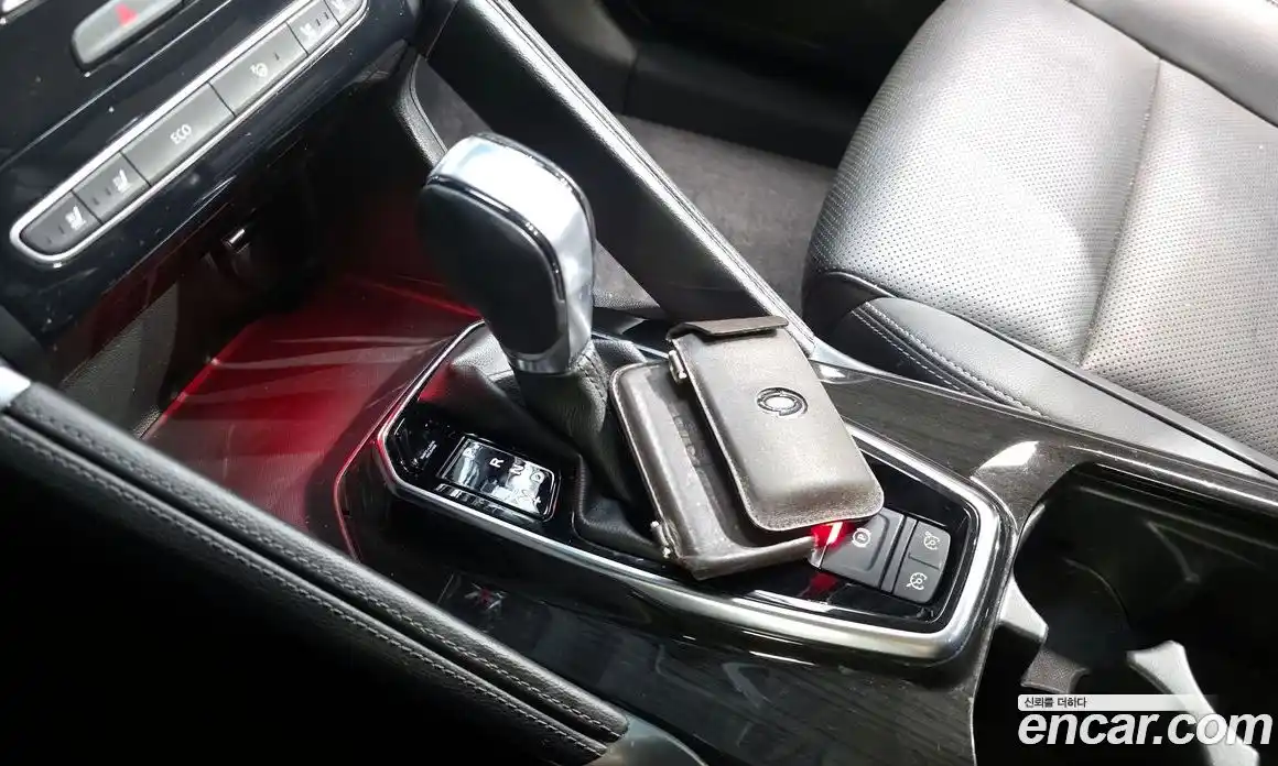 Renault QM6 2019 2.0 Автомат в Москве № 182724, фото 14