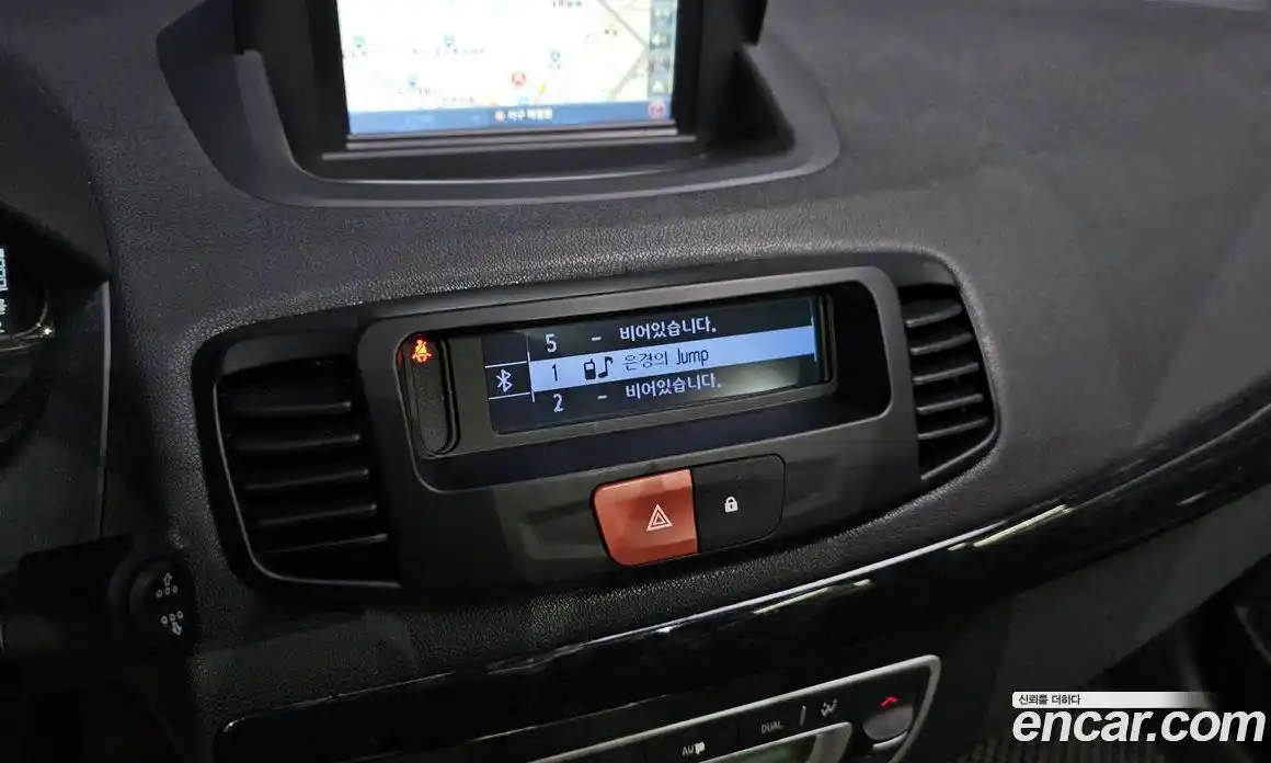 Renault SM3 2015 1.6 Автомат в Москве № 184091, фото 12