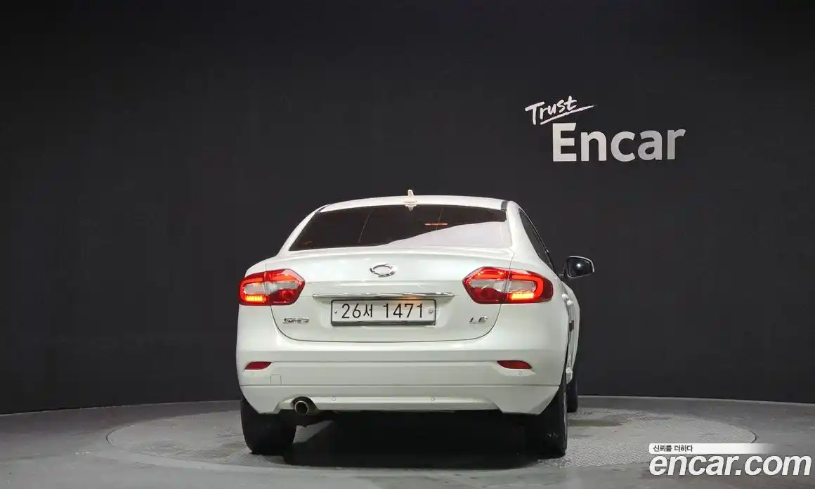 Renault SM3 2015 1.6 Автомат в Москве № 184091, фото 13