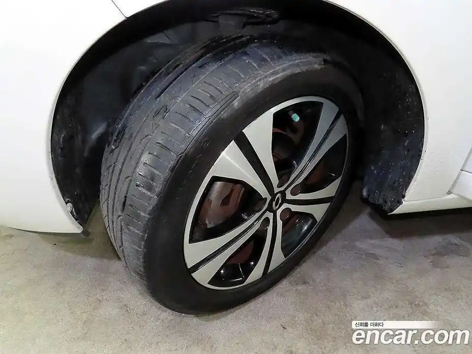 Renault SM3 2014 1.6 Автомат в Москве № 185643, фото 17