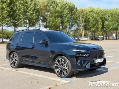 BMW X7, 2025